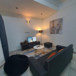 AirPutih Younee4R3B 5minTownHomestay-10pax